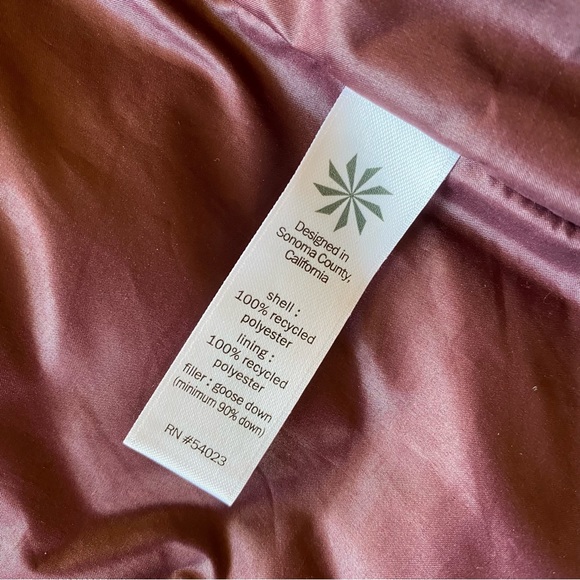 Athleta down vest - Picture 5 of 11